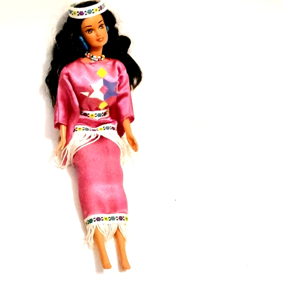 Vintage Native American Barbie Dolls of the World Special Edition 1994 - Picture 1 of 4